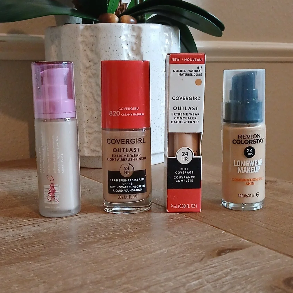 New Foundation Uoma, Covergirl, Revlon, and Concealer Women's Makeup 4pc